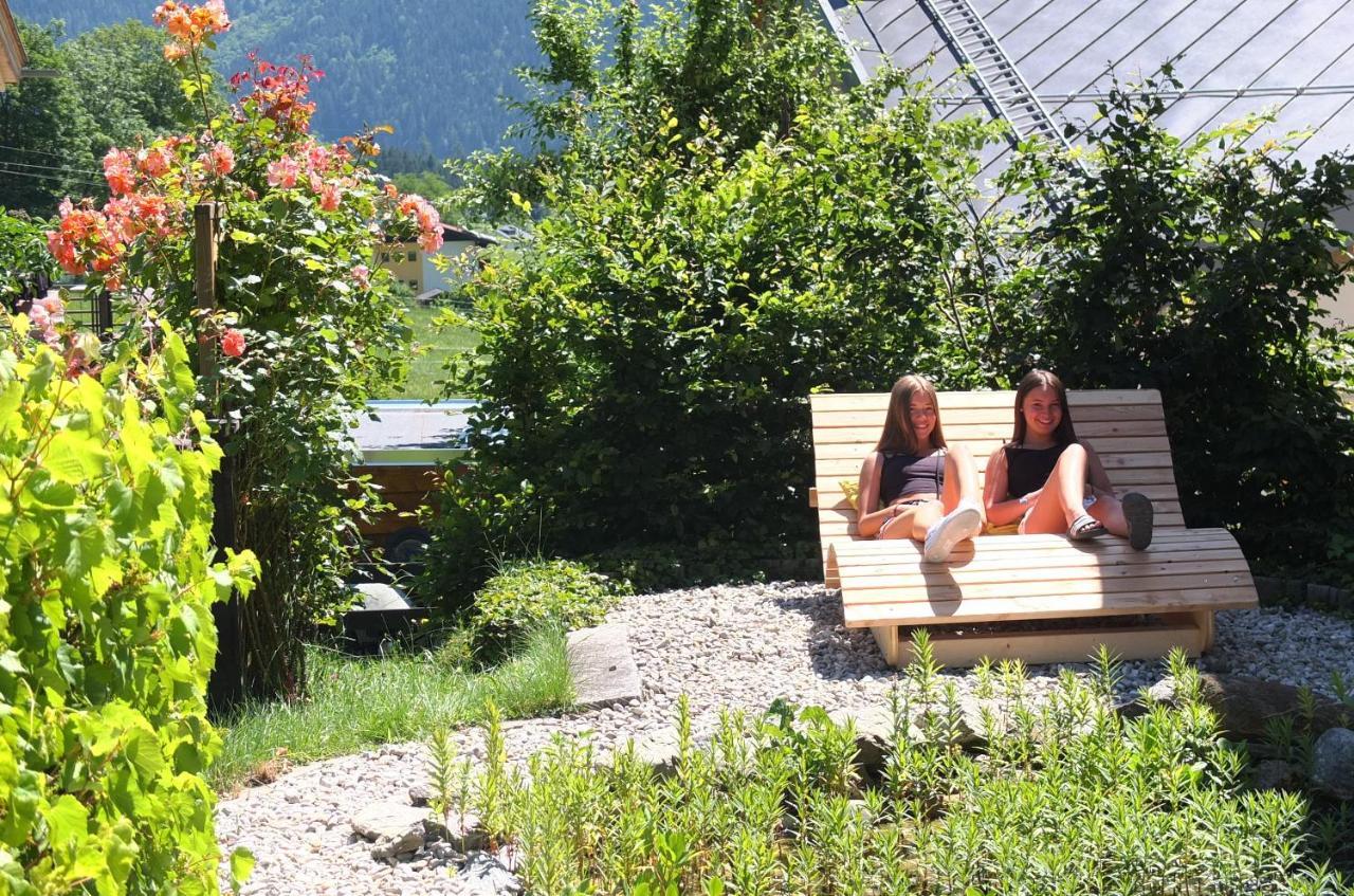 Penthousewohnung Mit Garten Sauna Pool Maishofen Exteriör bild