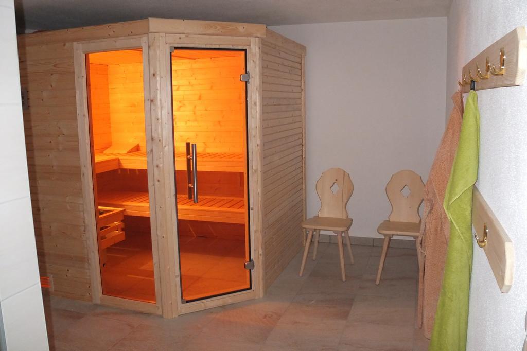 Penthousewohnung Mit Garten Sauna Pool Maishofen Rum bild