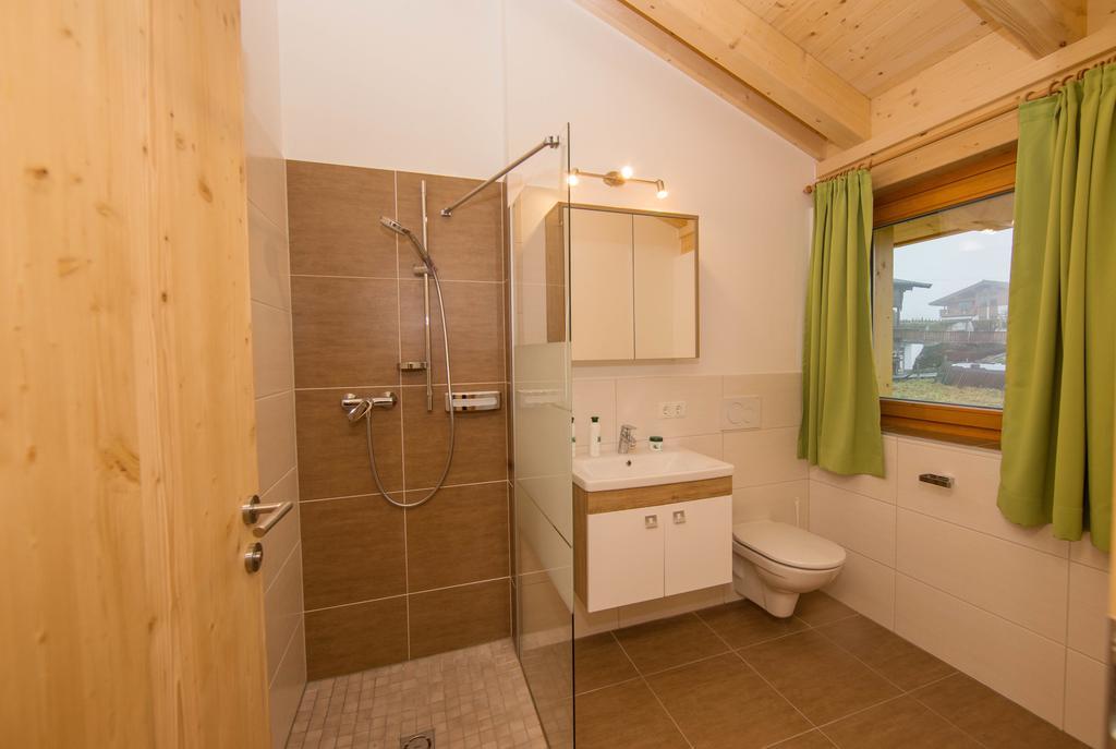 Penthousewohnung Mit Garten Sauna Pool Maishofen Exteriör bild